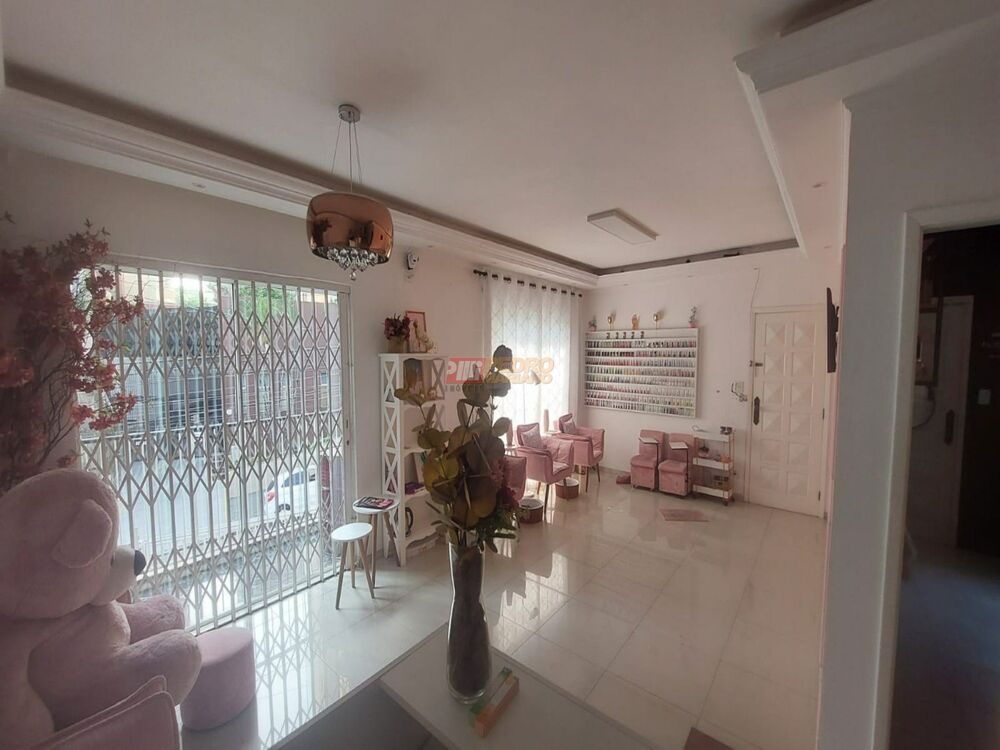 Sobrado à venda e aluguel com 3 quartos, 260m² - Foto 1