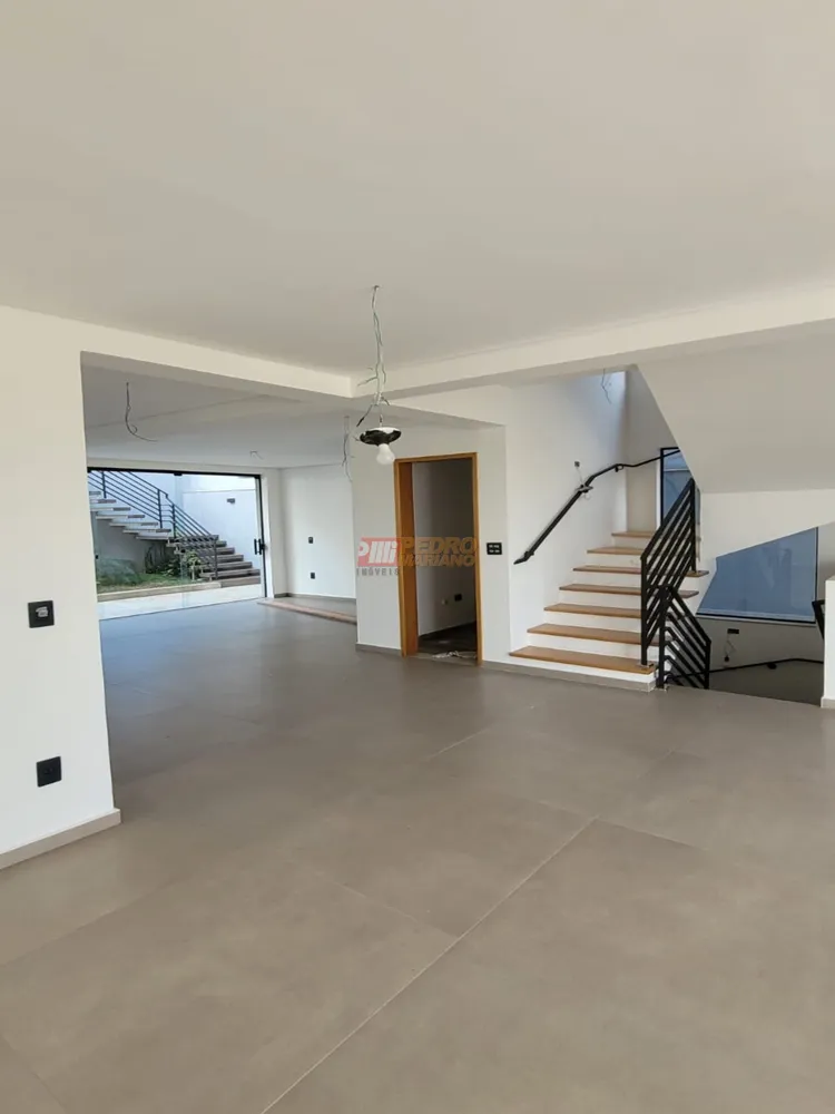 Sobrado, 3 quartos, 220 m² - Foto 1