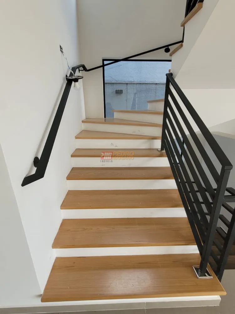 Sobrado, 3 quartos, 220 m² - Foto 3