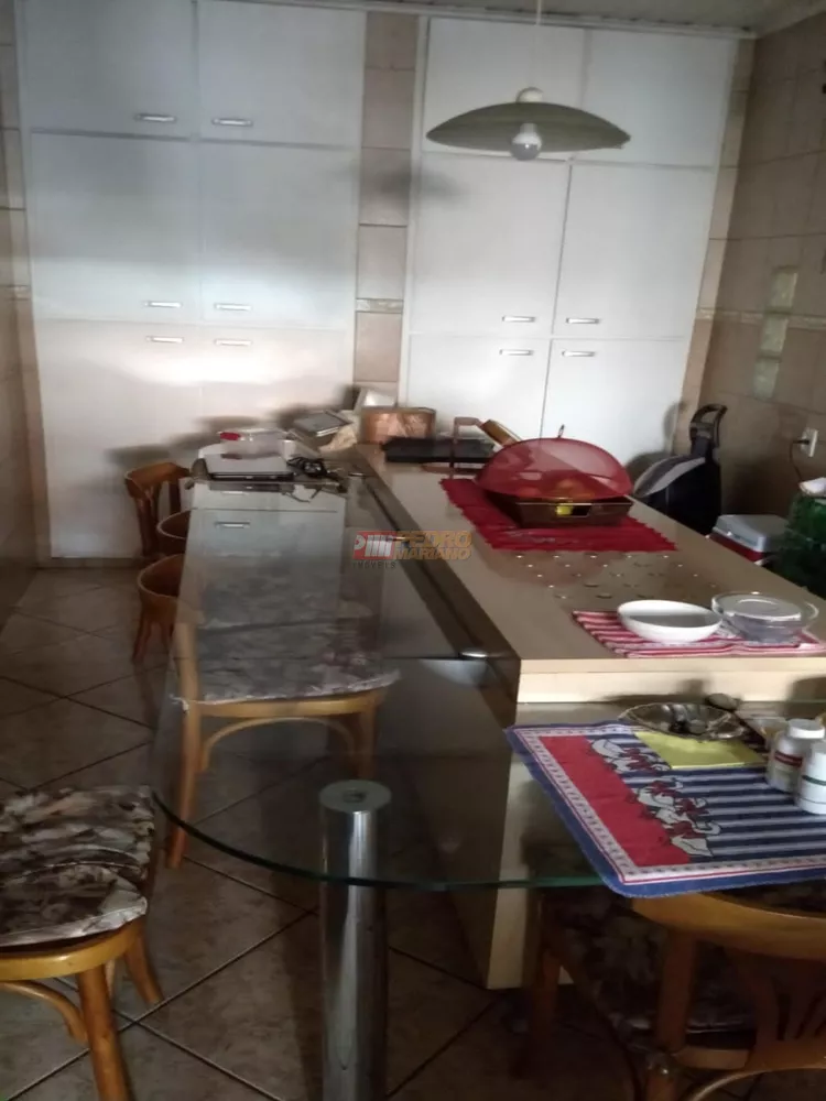 Casa, 3 quartos, 260 m² - Foto 18