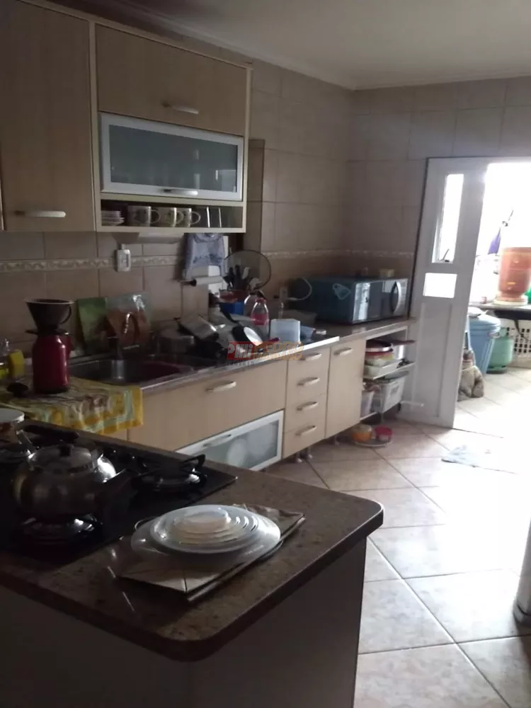 Casa, 3 quartos, 260 m² - Foto 15