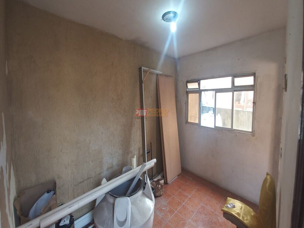 Casa, 3 quartos, 159 m² - Foto 2