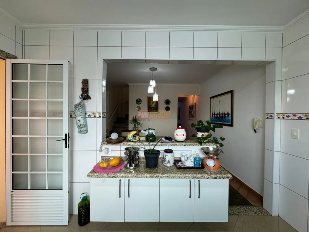 Sobrado, 3 quartos, 246 m² - Foto 6