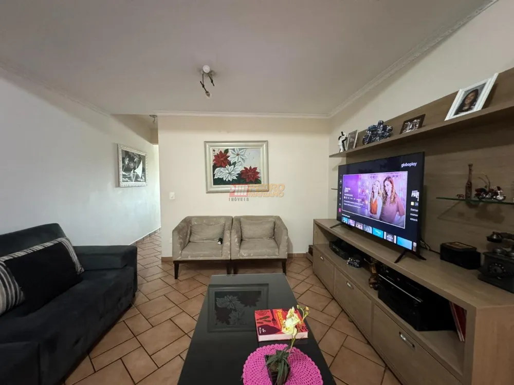 Sobrado, 3 quartos, 246 m² - Foto 2