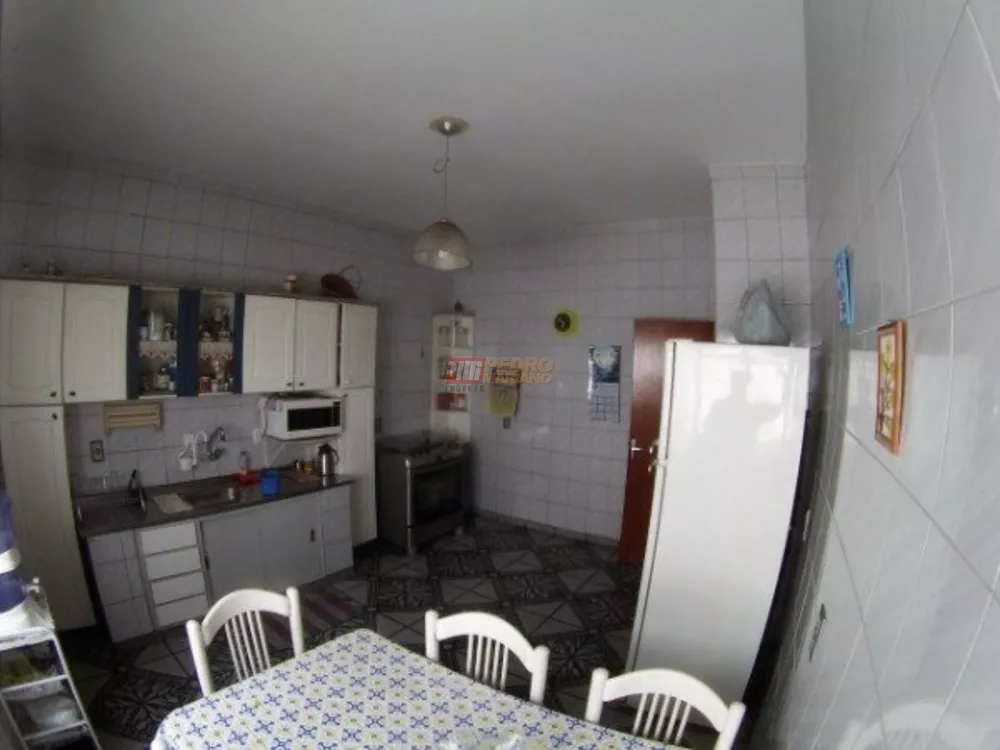 Casa, 3 quartos, 232 m² - Foto 18
