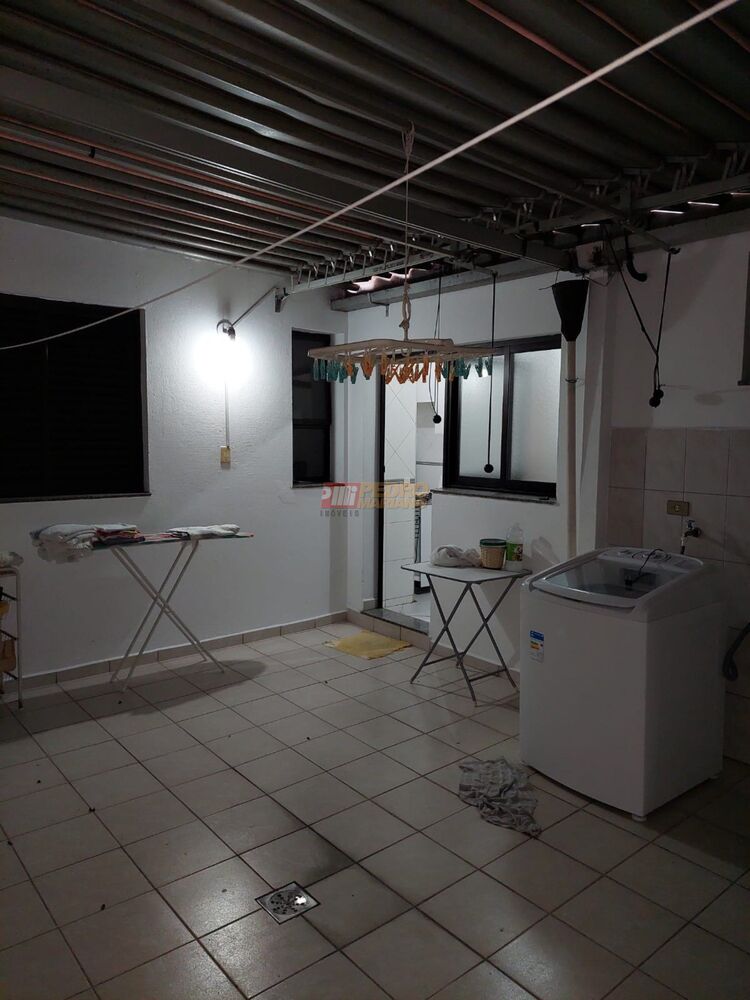Apartamento à venda com 3 quartos, 248m² - Foto 15