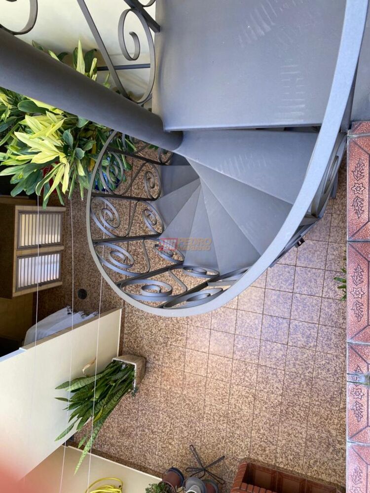 Sobrado à venda com 3 quartos, 240m² - Foto 9