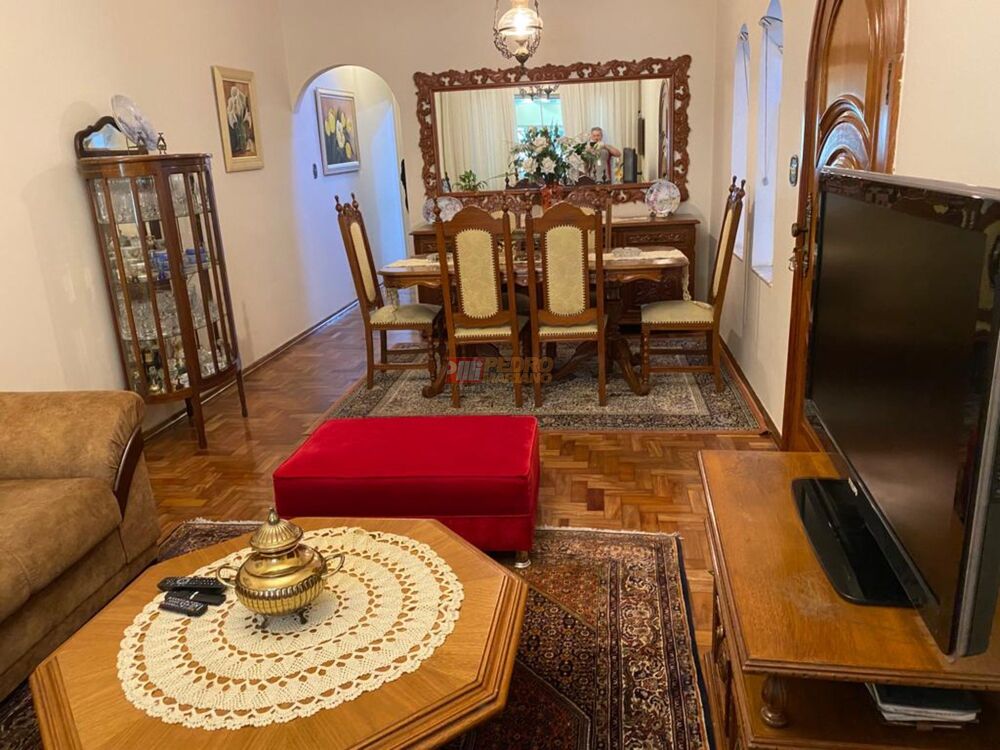 Sobrado à venda com 3 quartos, 240m² - Foto 1