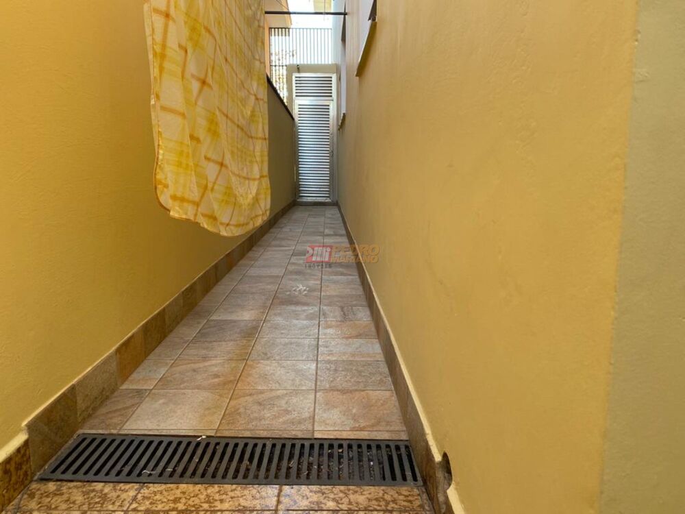 Sobrado à venda com 3 quartos, 240m² - Foto 10