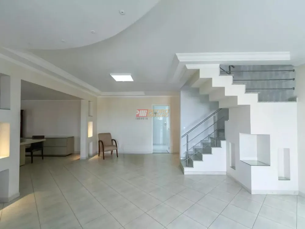 Apartamento, 4 quartos, 240 m² - Foto 1