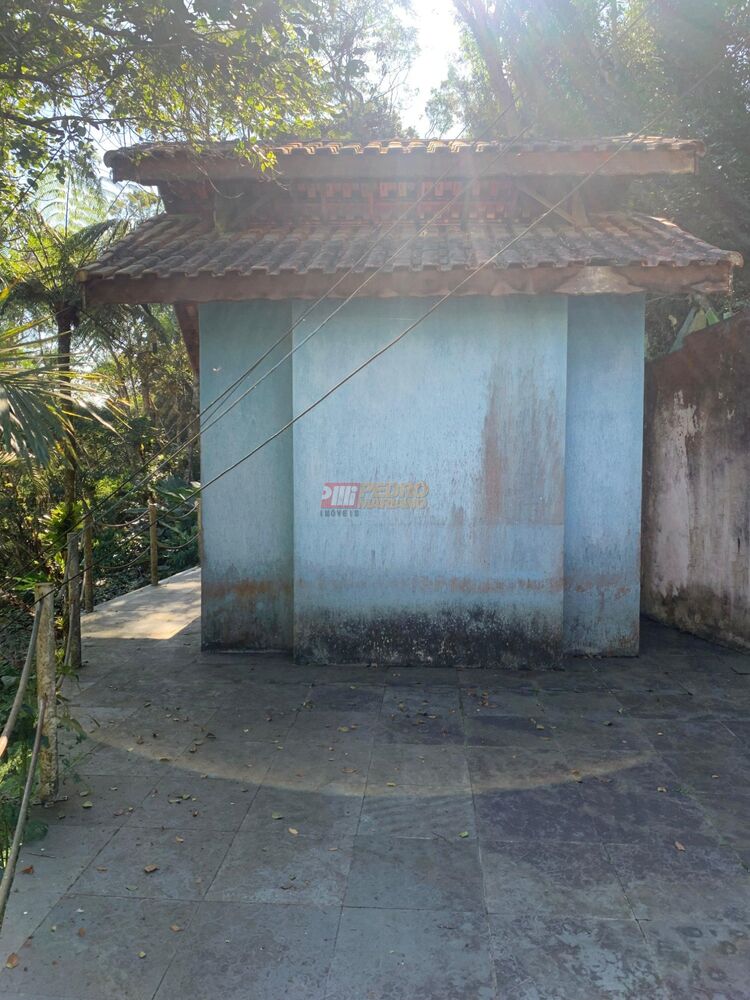 Chácara à venda com 3 quartos, 300m² - Foto 4