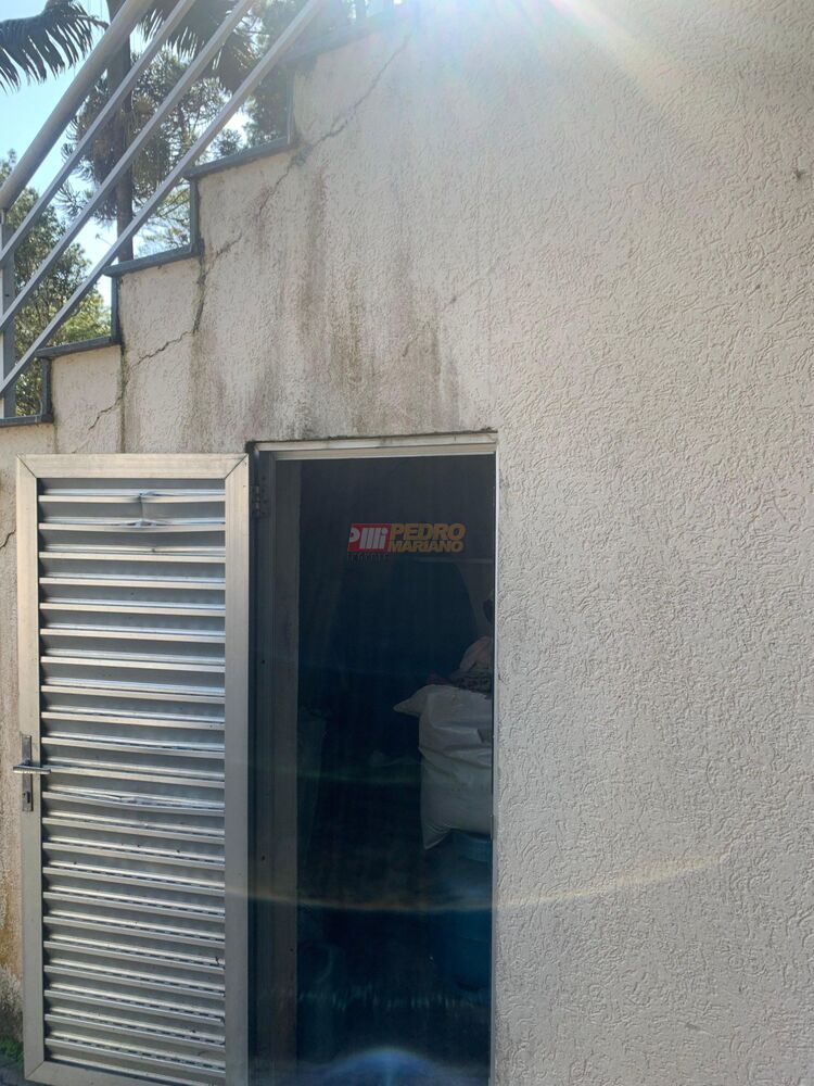 Chácara à venda com 3 quartos, 300m² - Foto 3