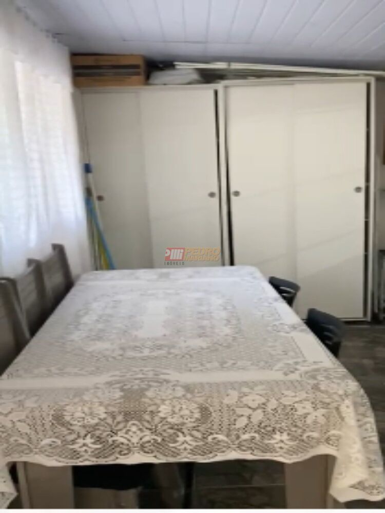 Casa, 5 quartos, 323 m² - Foto 2