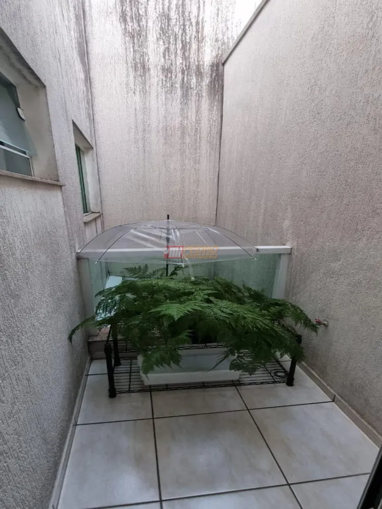 Sobrado, 3 quartos, 203 m² - Foto 1