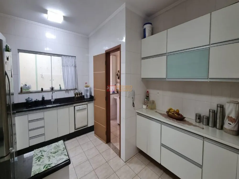 Sobrado, 3 quartos, 203 m² - Foto 3