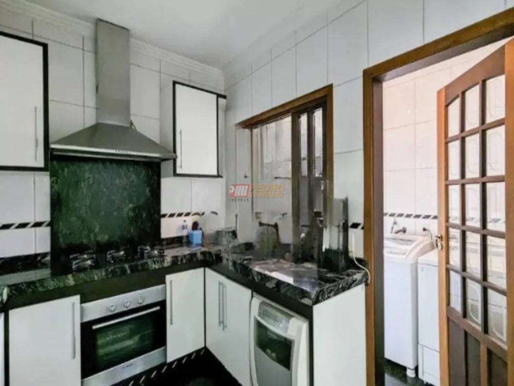 Sobrado, 6 quartos, 343 m² - Foto 19