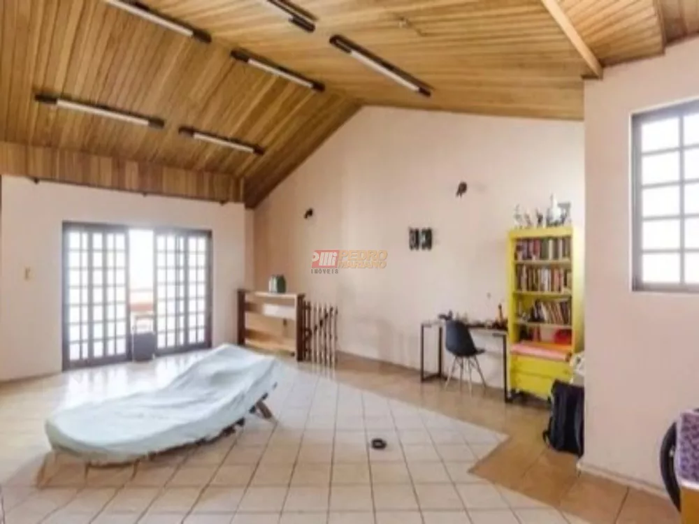 Sobrado, 6 quartos, 343 m² - Foto 1