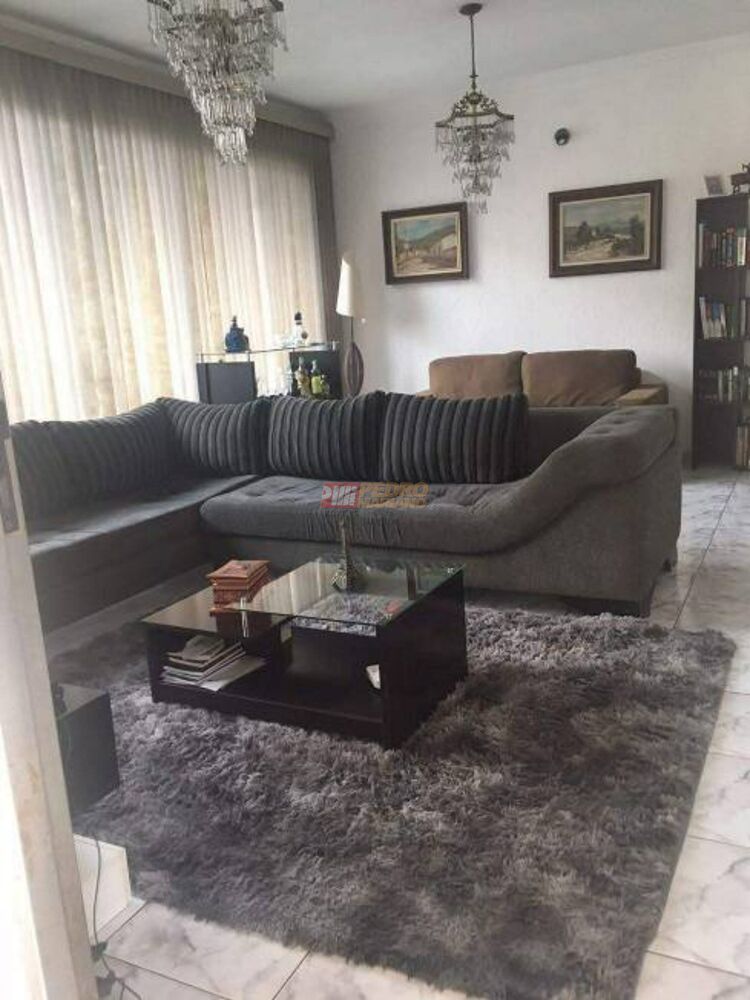 Sobrado, 3 quartos, 257 m² - Foto 1