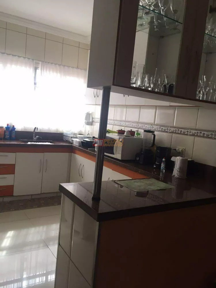 Sobrado, 3 quartos, 257 m² - Foto 7