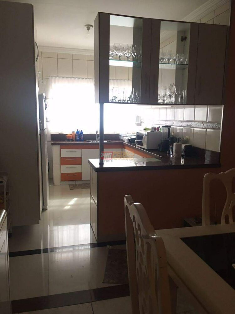 Sobrado, 3 quartos, 257 m² - Foto 9
