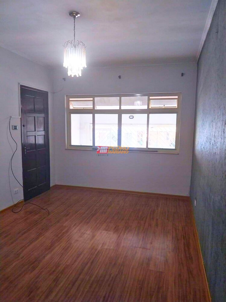 Sobrado à venda com 3 quartos, 173m² - Foto 1