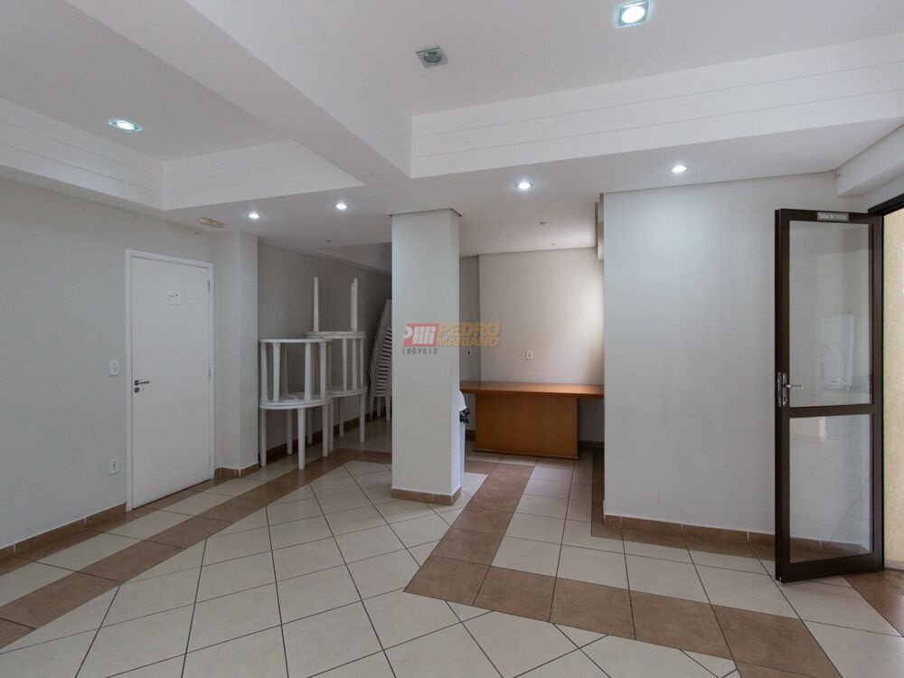 Apartamento à venda com 2 quartos, 58m² - Foto 4