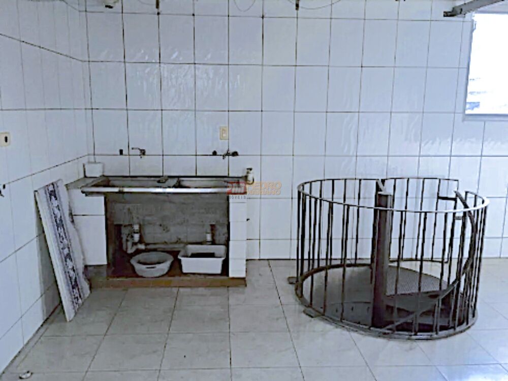 Sobrado, 3 quartos, 290 m² - Foto 3