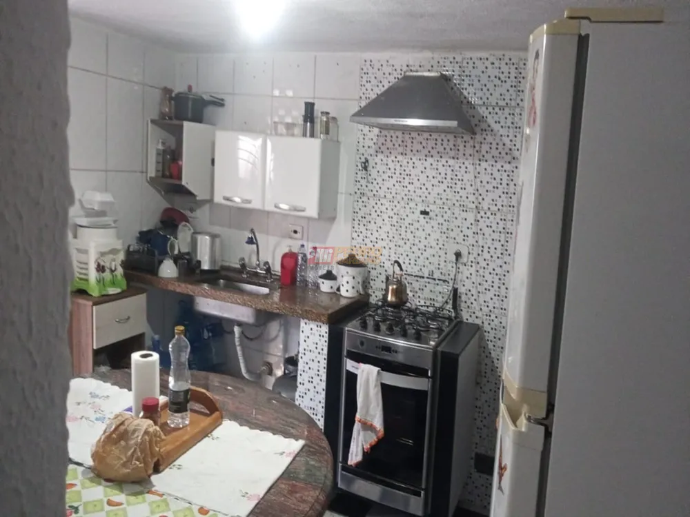 Casa, 4 quartos, 154 m² - Foto 2