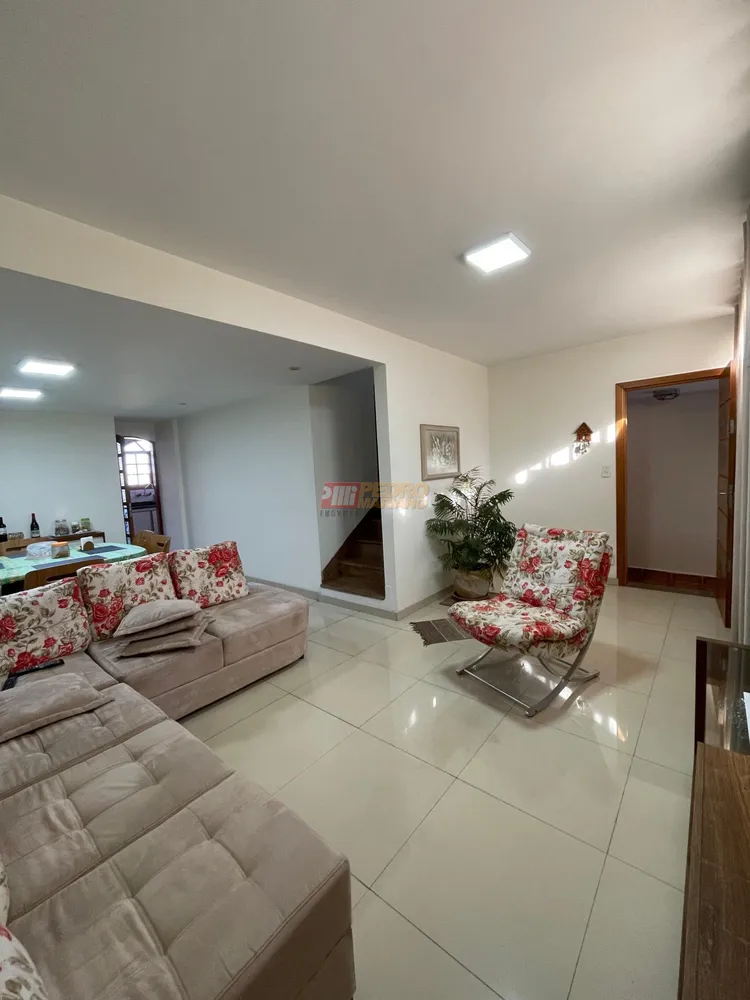 Sobrado, 3 quartos, 175 m² - Foto 1