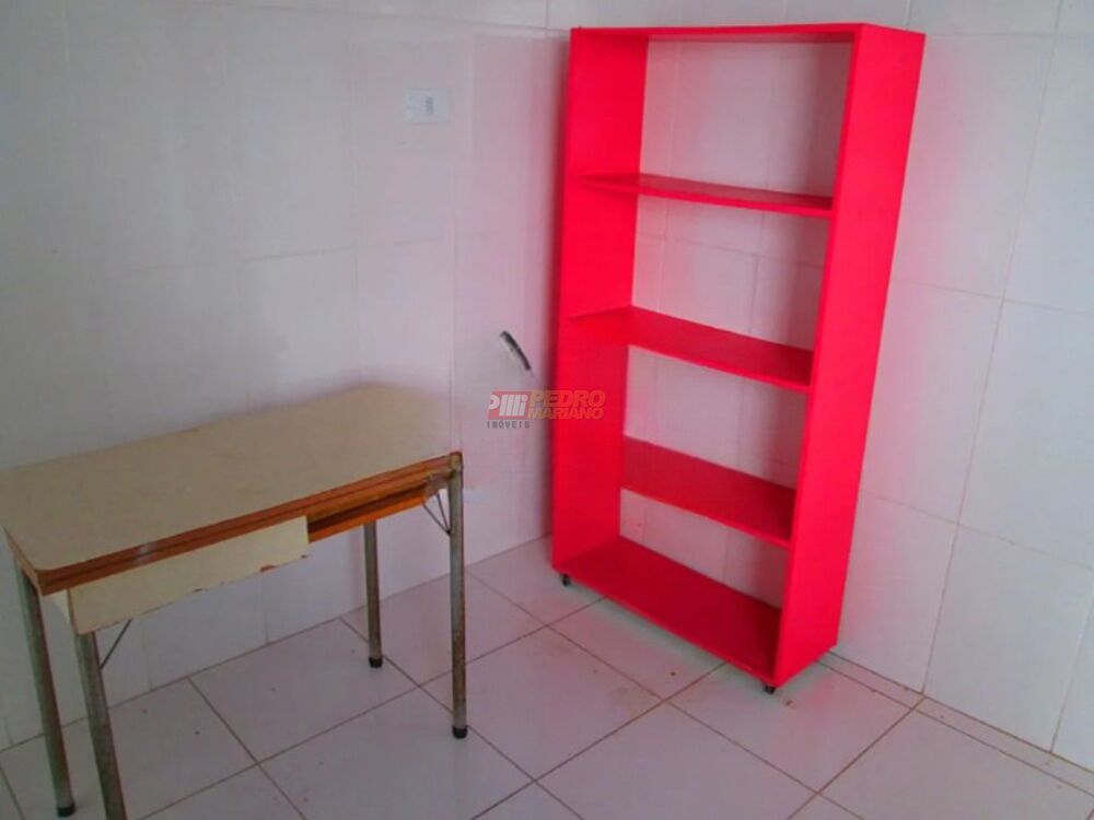 Casa, 1 quarto, 102 m² - Foto 1