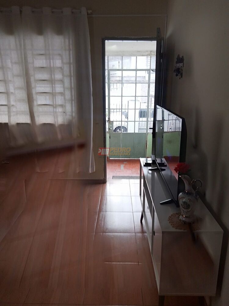 Casa à venda com 5 quartos, 150m² - Foto 2