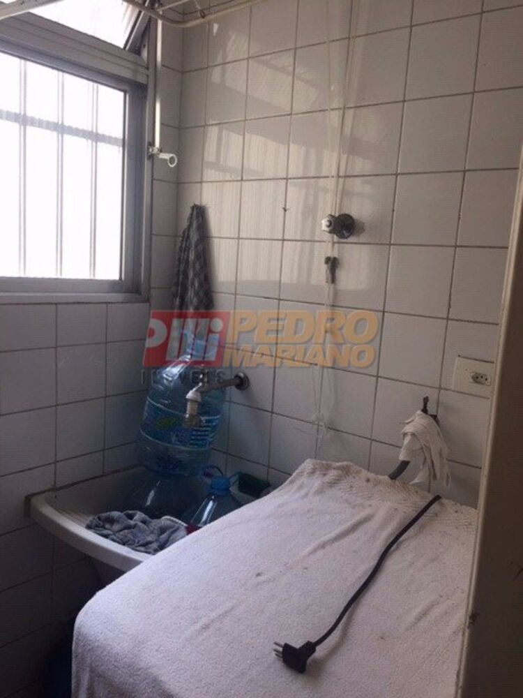 Apartamento à venda com 2 quartos, 57m² - Foto 13