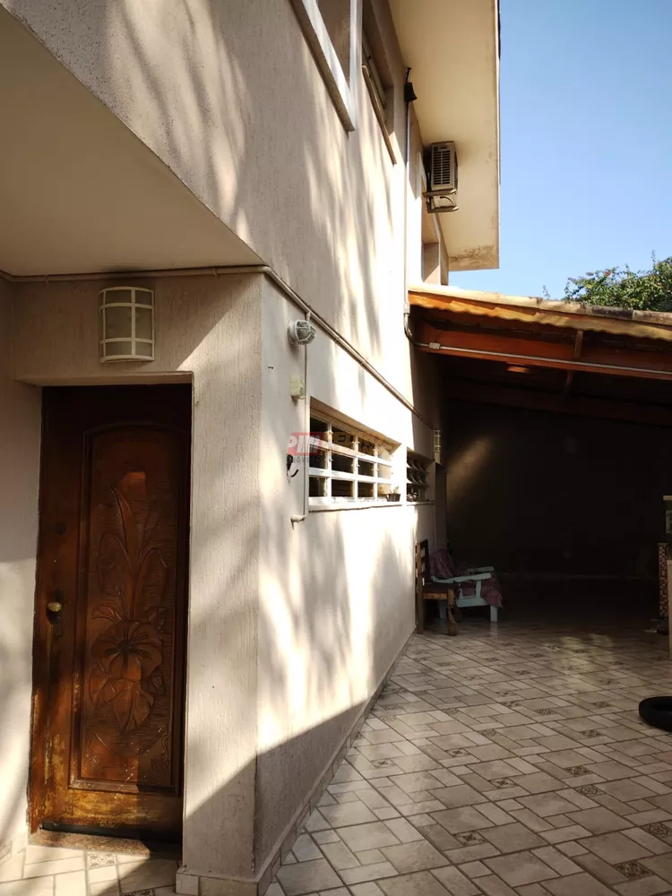 Sobrado, 3 quartos, 209 m² - Foto 4