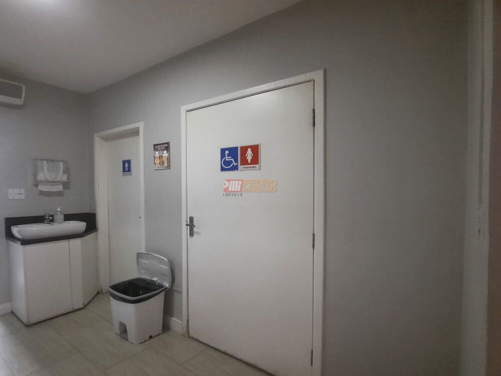 Sobrado à venda com 2 quartos, 200m² - Foto 3