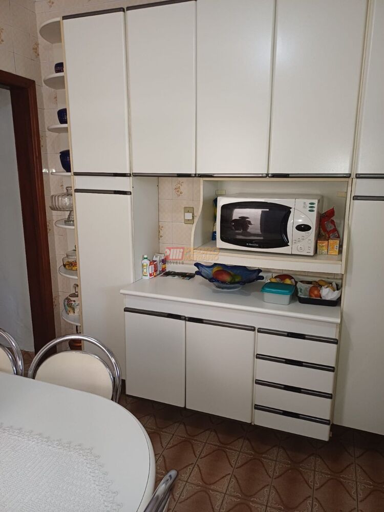 Sobrado à venda com 2 quartos, 179m² - Foto 8