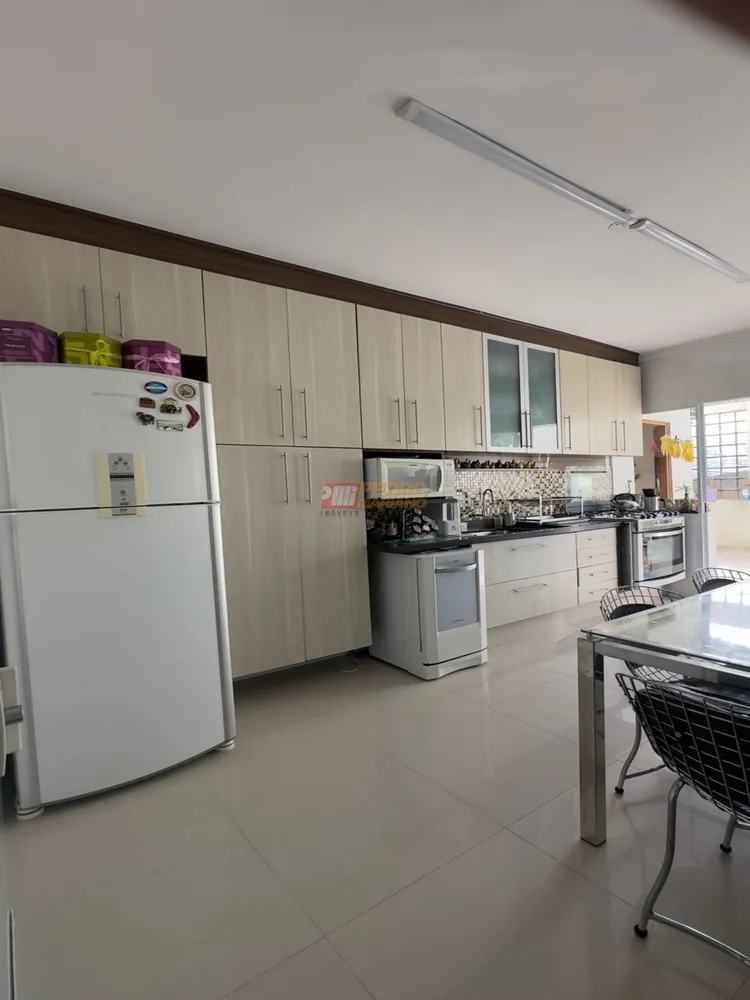 Apartamento, 3 quartos, 145 m² - Foto 23