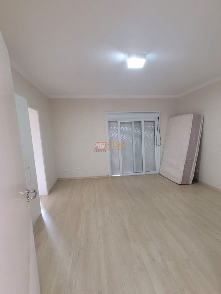 Sobrado, 3 quartos, 226 m² - Foto 2