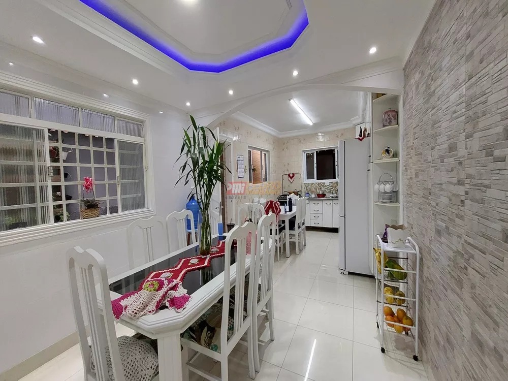 Sobrado, 3 quartos, 279 m² - Foto 3