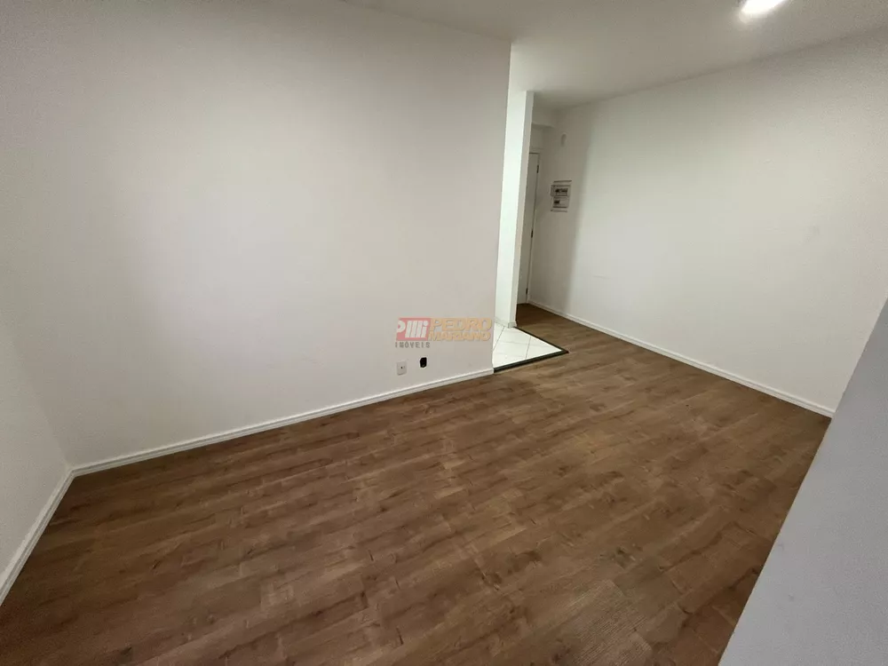 Apartamento à venda com 2 quartos, 44m² - Foto 1