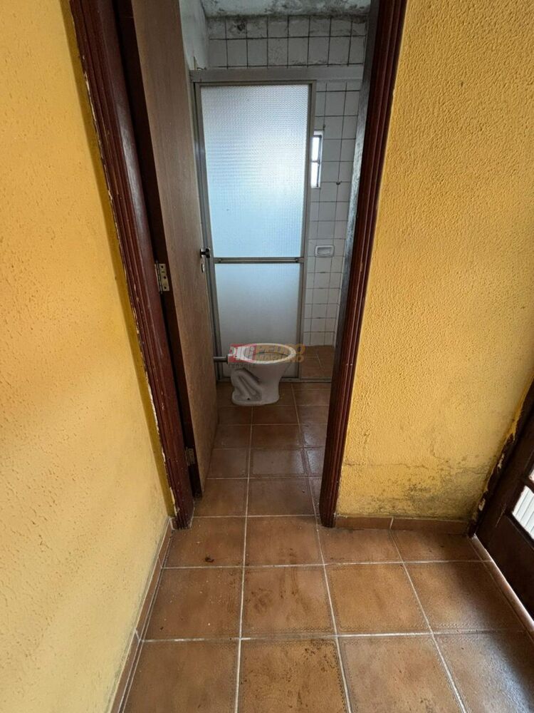 Casa, 1 quarto, 174 m² - Foto 2