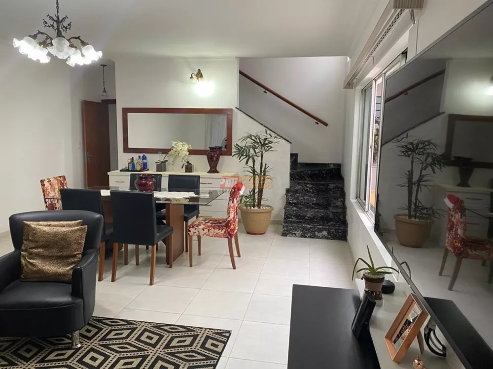 Sobrado, 3 quartos, 266 m² - Foto 4