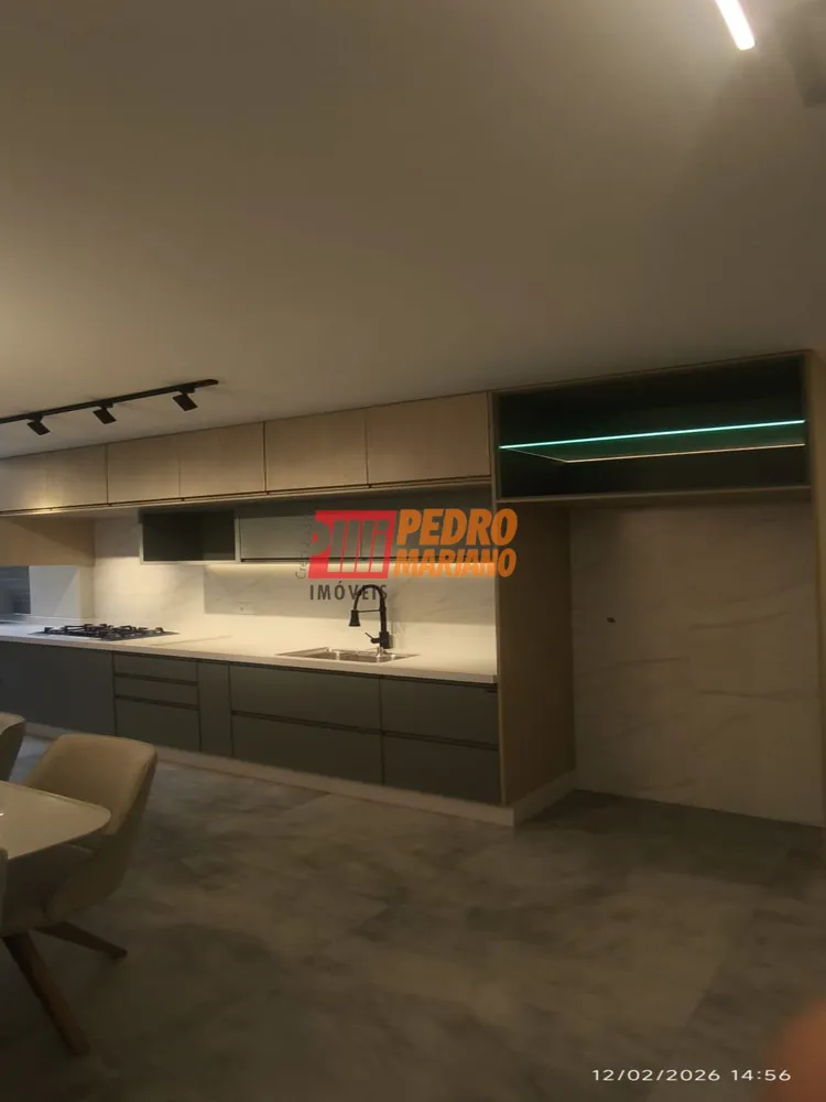 Apartamento, 3 quartos, 125 m² - Foto 2
