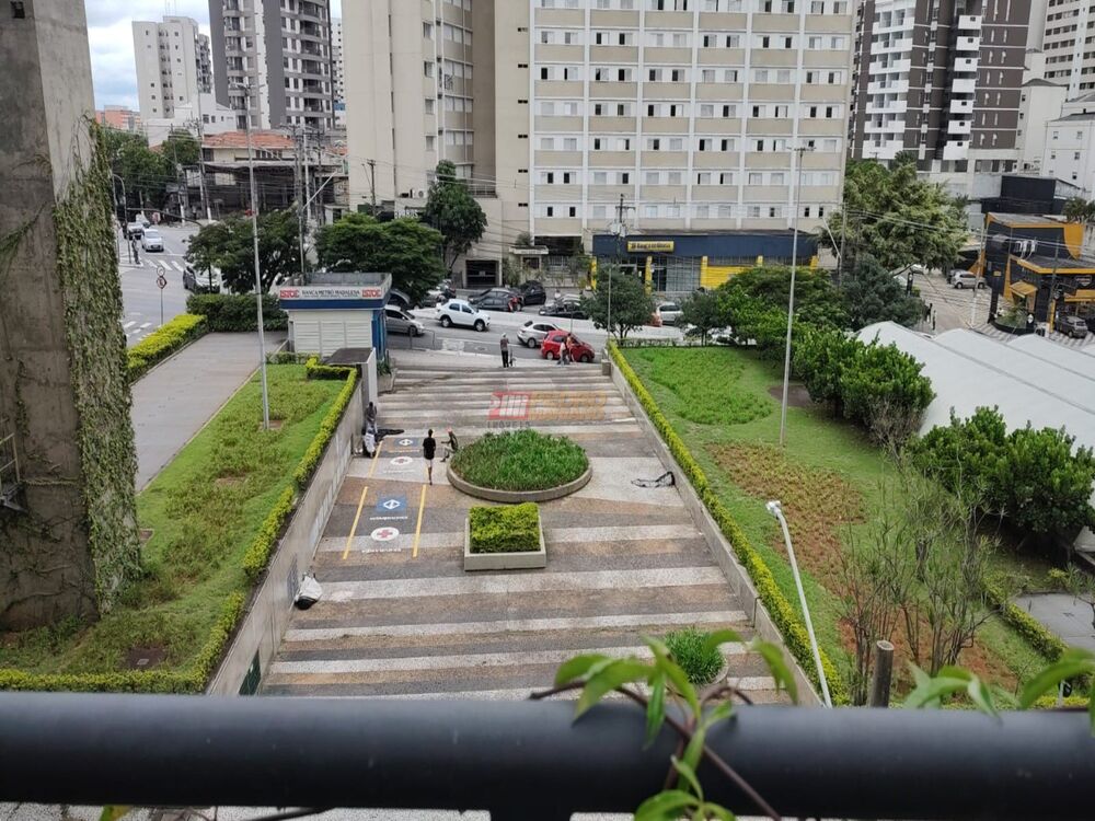 Apartamento à venda com 3 quartos, 68m² - Foto 3
