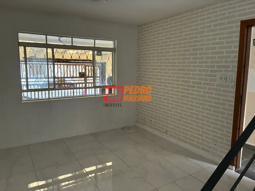 Sobrado, 3 quartos, 180 m² - Foto 1