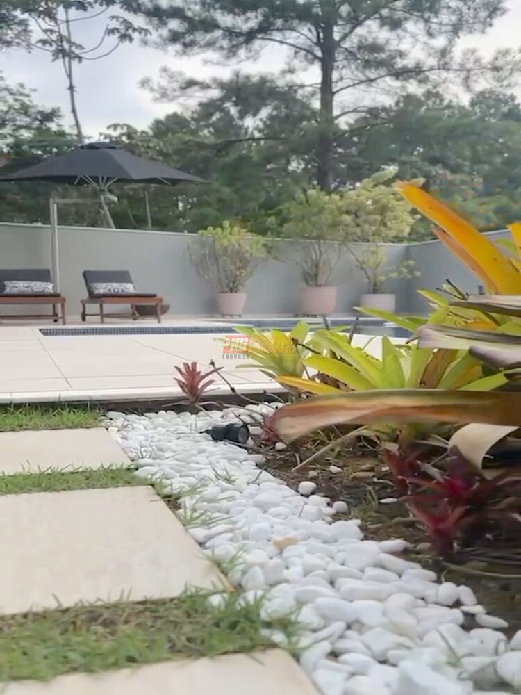 Sobrado, 4 quartos, 649 m² - Foto 2