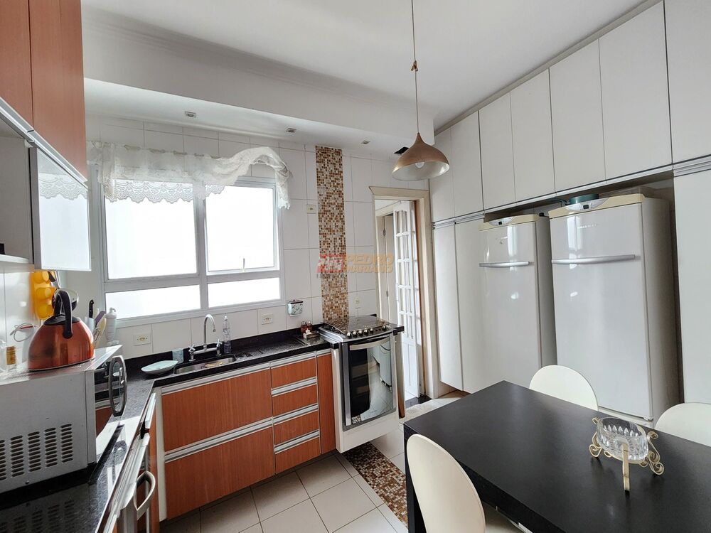 Apartamento à venda e aluguel com 3 quartos, 134m² - Foto 7
