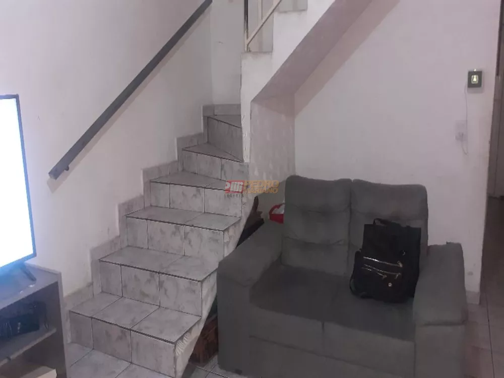 Sobrado, 4 quartos, 204 m² - Foto 2