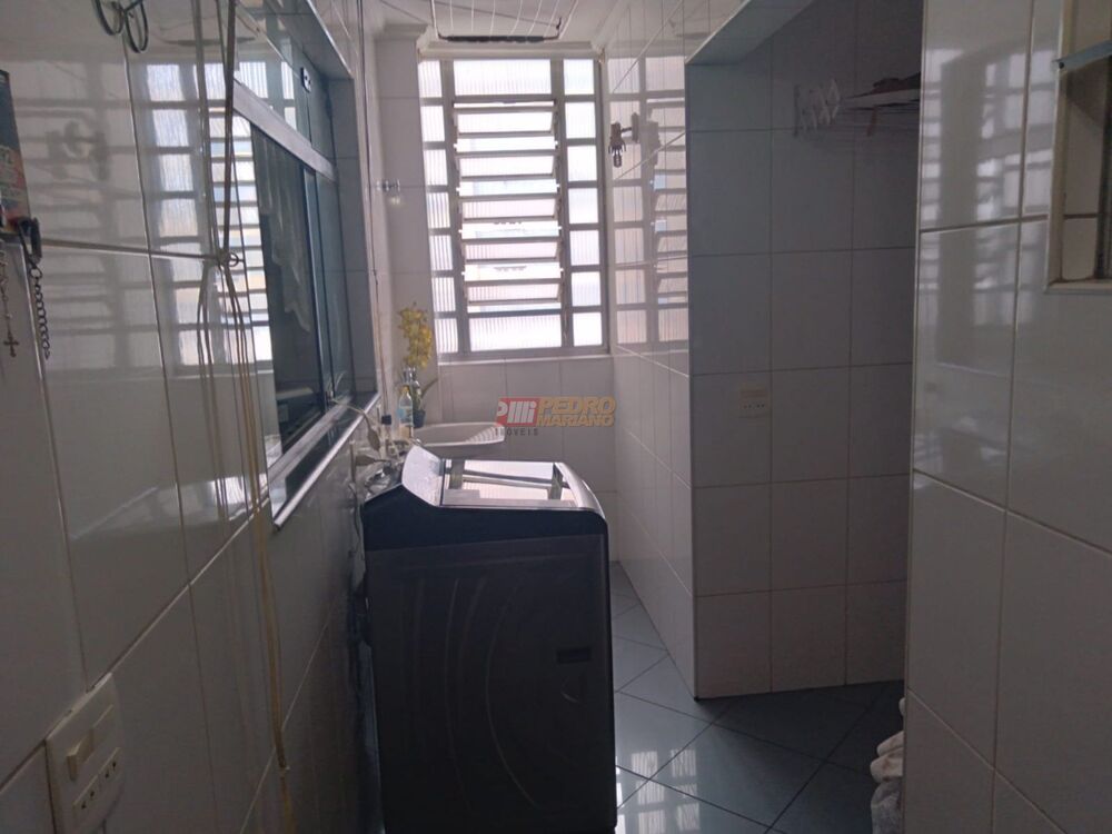 Apartamento à venda com 3 quartos, 140m² - Foto 6