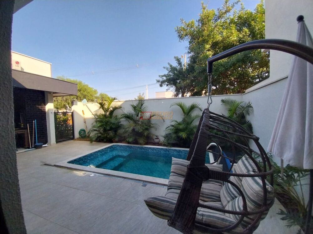 Casa à venda com 3 quartos, 154m² - Foto 19