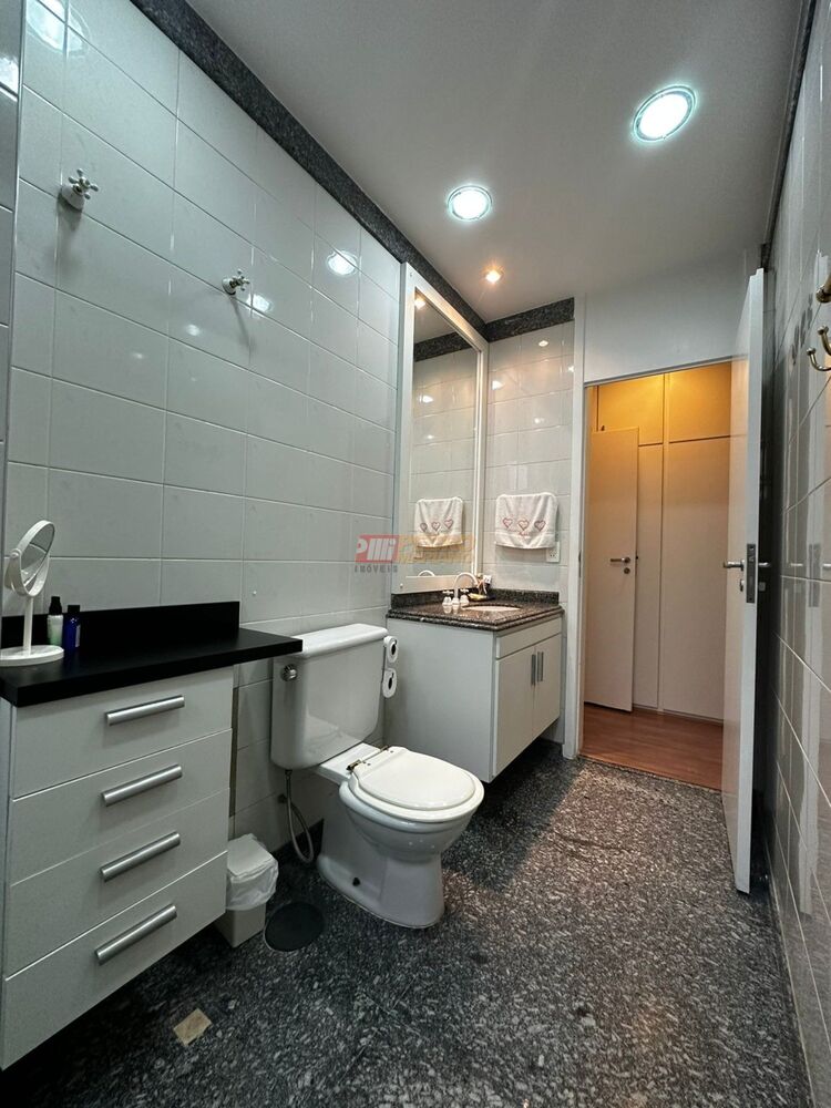 Apartamento à venda com 4 quartos, 266m² - Foto 15